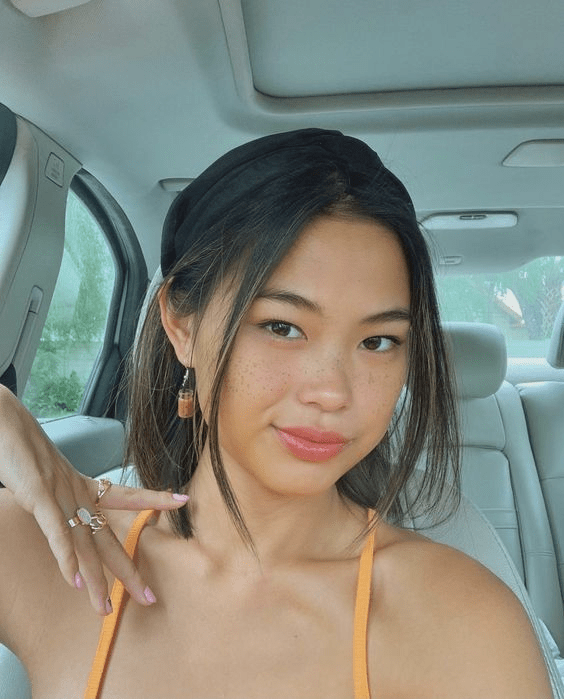 thai woman